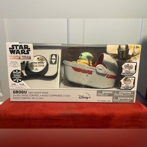 NEW IN BOX: Star Wars The Mandalorian Grogu and Hover Pram Remote Control
